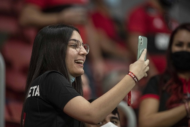 费林加撰文探讨斯莱格斯执教球队内部问题